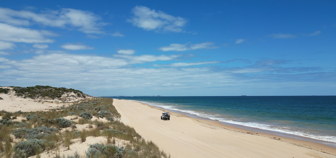 Spot It, Sandstorms & a Y62 Flex Off" – A Night Down the Beach