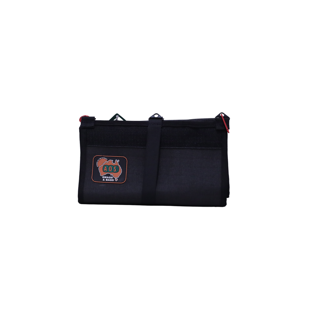 AOS 4 pocket utensil role black