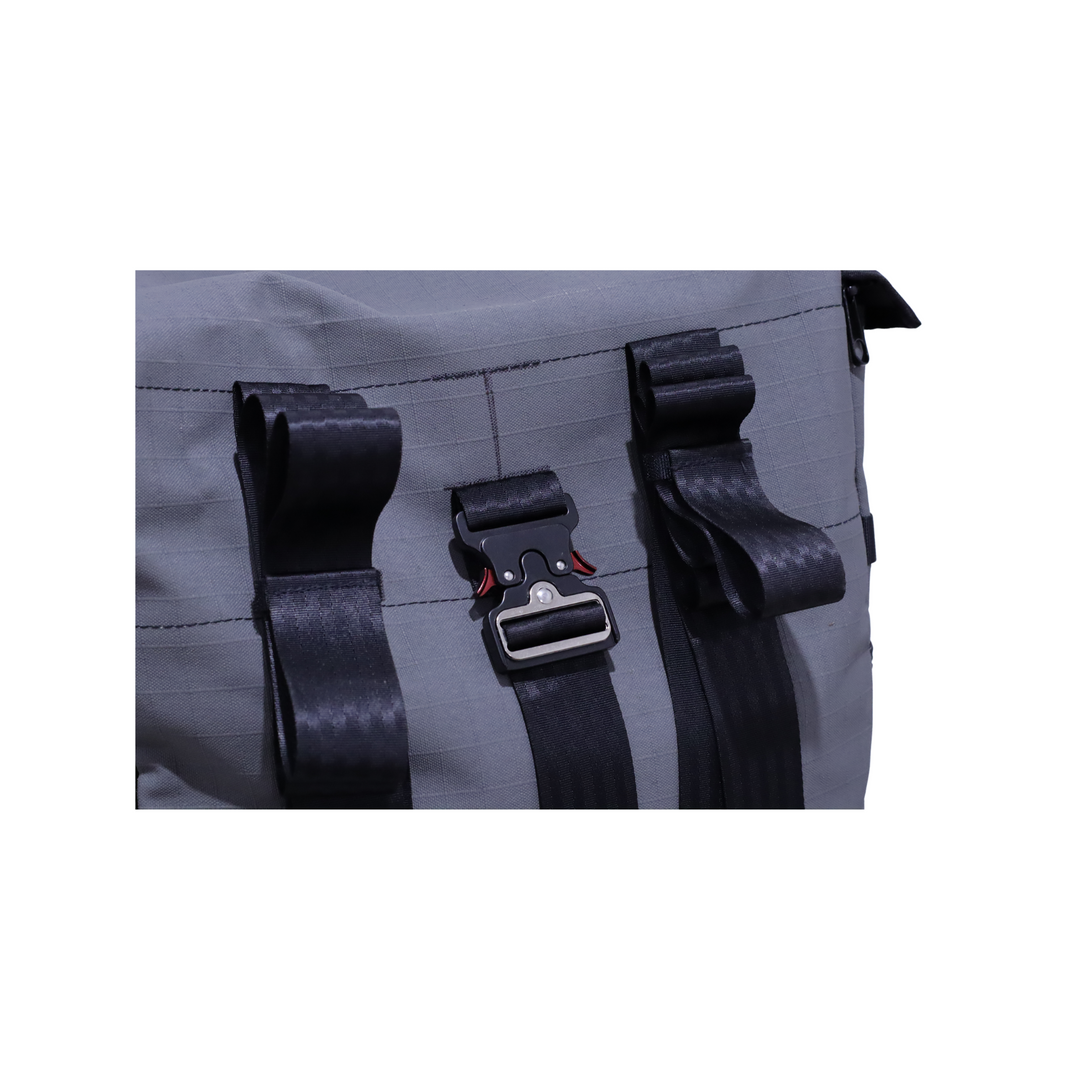 AOS spare tyre bin bag 4 pockets buckle