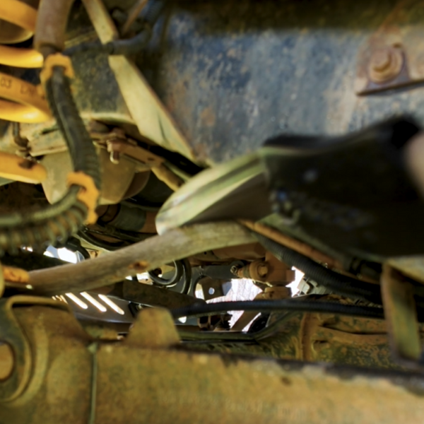 Tackle tricky angles and tight spots without breaking a sweat